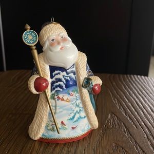 Hallmark Around the World Santa, Russia